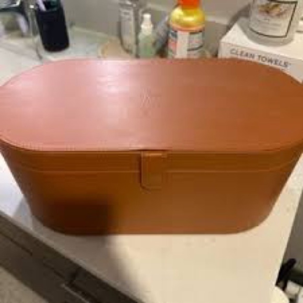Dyson Genuine Storage Case Tan Leather Like New